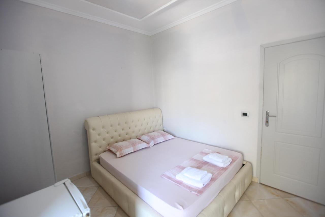 Andy Apartments Sarandë 外观 照片