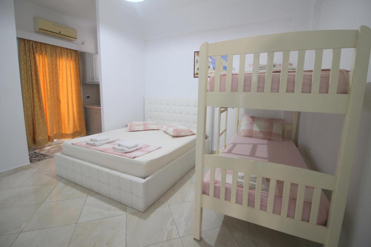 Andy Apartments Sarandë 外观 照片