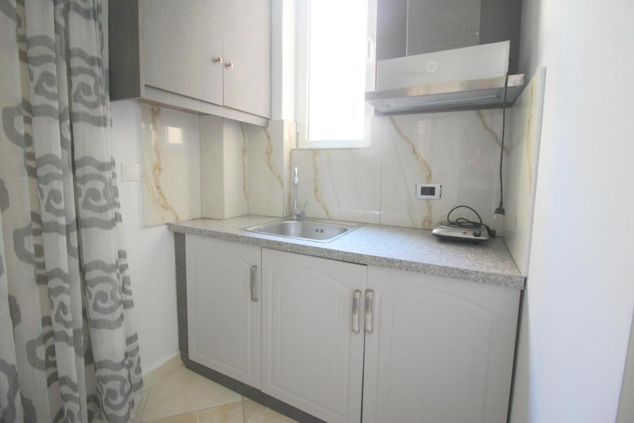 Andy Apartments Sarandë 外观 照片