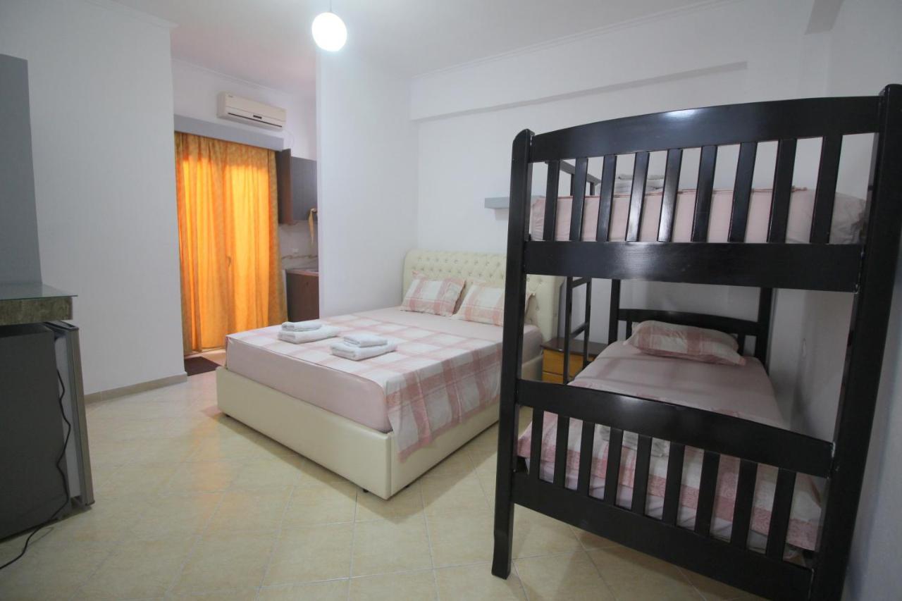 Andy Apartments Sarandë 外观 照片
