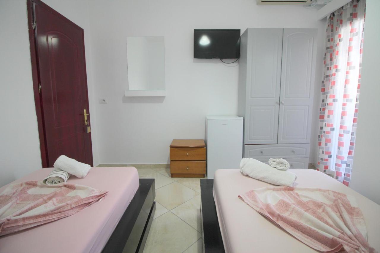 Andy Apartments Sarandë 外观 照片