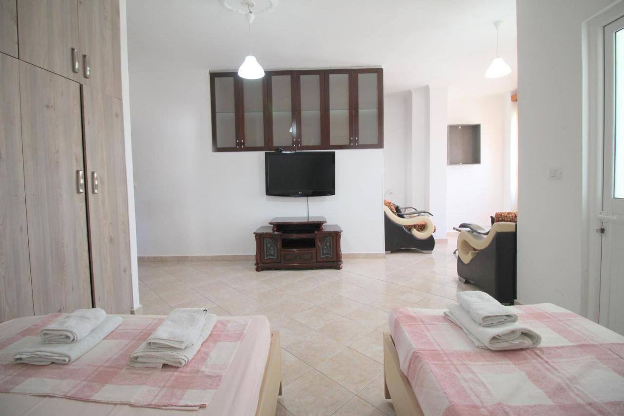Andy Apartments Sarandë 外观 照片