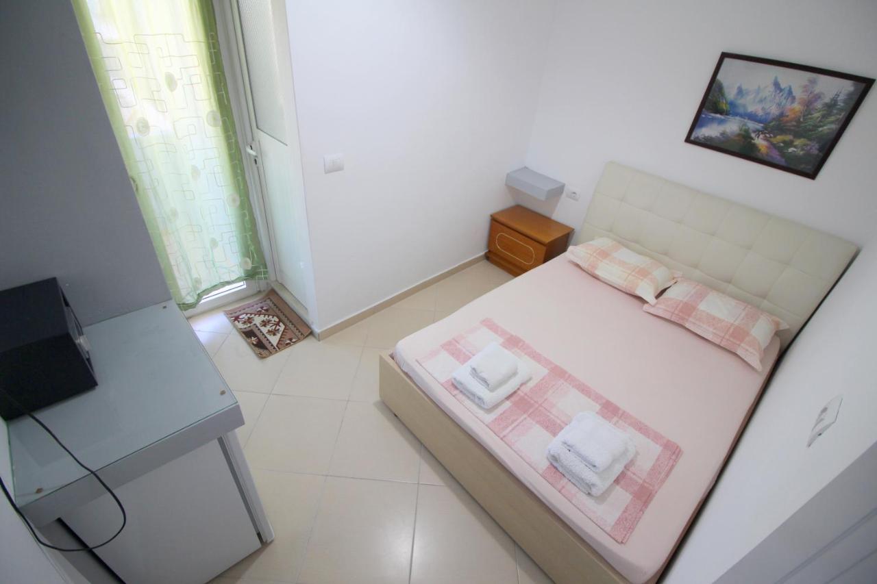 Andy Apartments Sarandë 外观 照片