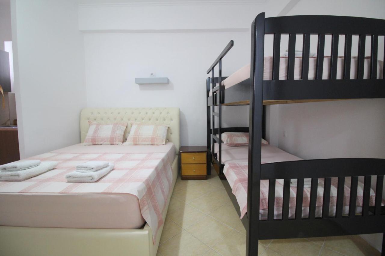 Andy Apartments Sarandë 外观 照片