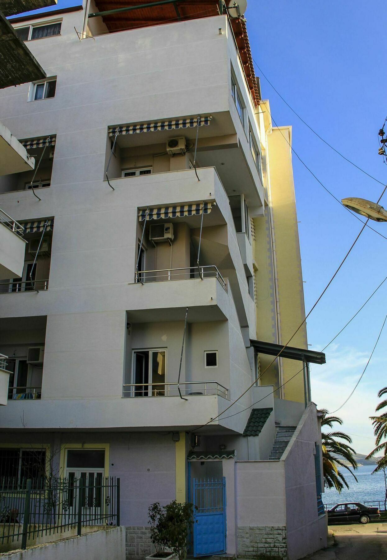 Andy Apartments Sarandë 外观 照片